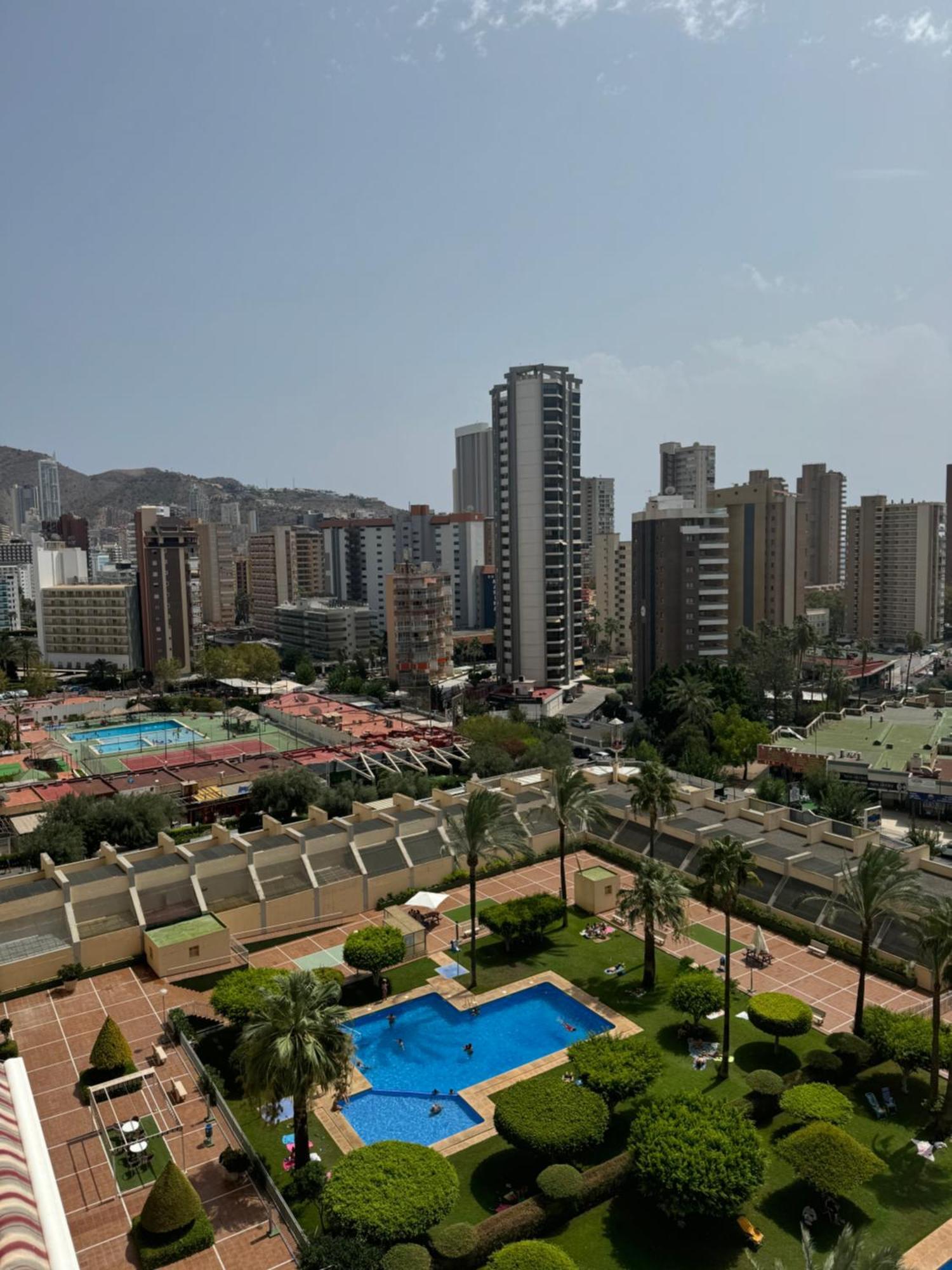 Beautifull Apartment In Бенидорм Экстерьер фото