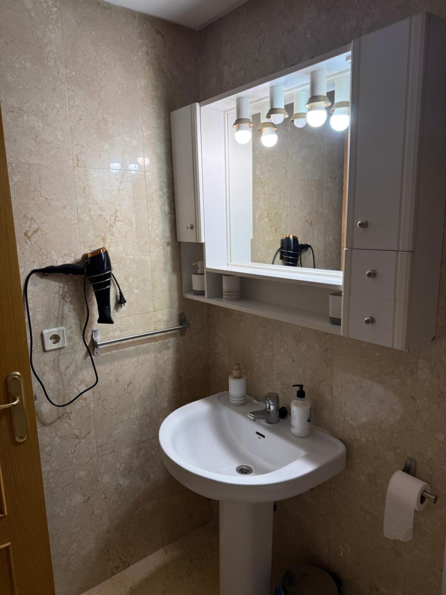 Beautifull Apartment In Бенидорм Экстерьер фото
